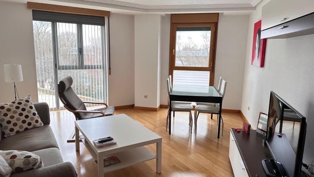 Apartment La Bien Cercada